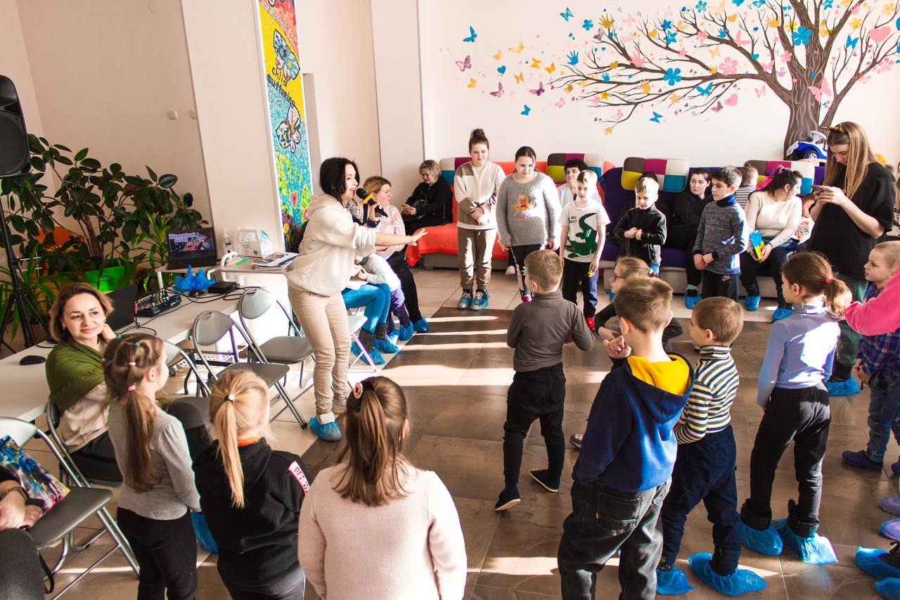 Влаштували свято для маленьких пацієнтів харківської Міської дитячої лікарні №5 волонтери